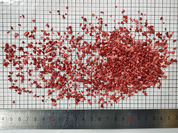 ایف ڈی اسٹرابیری کے ٹکڑے 1-5 ملی میٹر